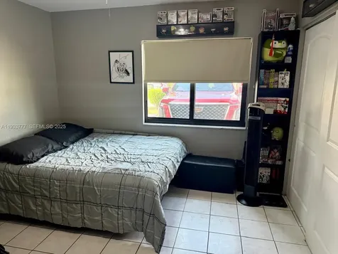 7185 W 30th Lane Hialeah FL 33018