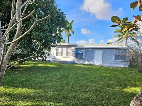 770 NW 38th Street Oakland Park FL 33309