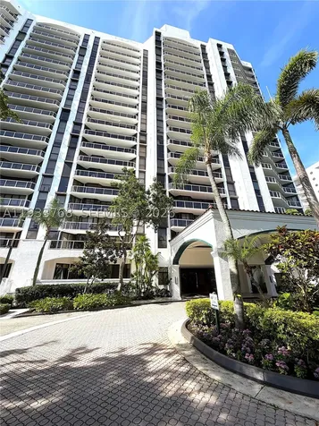 3640 Yacht Club Drive Aventura FL 33180