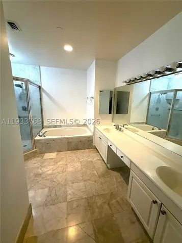 3640 Yacht Club Drive Aventura FL 33180