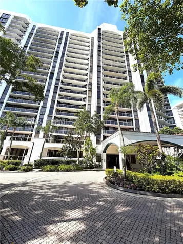 3640 Yacht Club Drive Aventura FL 33180