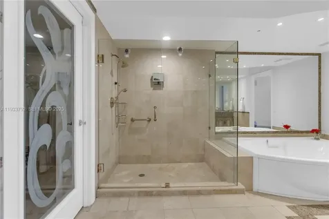 19111 Collins Avenue Sunny Isles Beach FL 33160