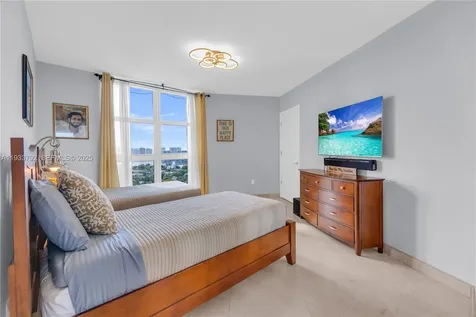 19111 Collins Avenue Sunny Isles Beach FL 33160