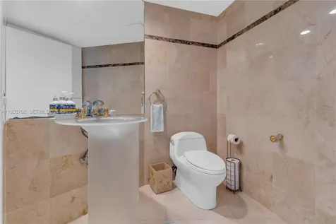 19111 Collins Avenue Sunny Isles Beach FL 33160