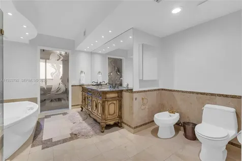 19111 Collins Avenue Sunny Isles Beach FL 33160