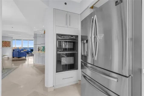 19111 Collins Avenue Sunny Isles Beach FL 33160