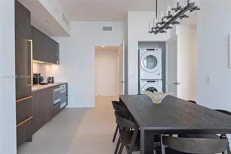 159 NE 6th Street Miami FL 33132