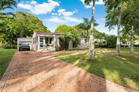 125 NW 88th Street El Portal FL 33150