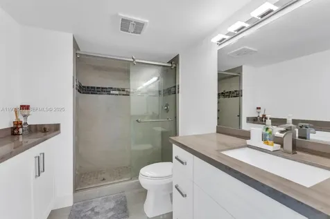 3701 N Country Club Drive Aventura FL 33180
