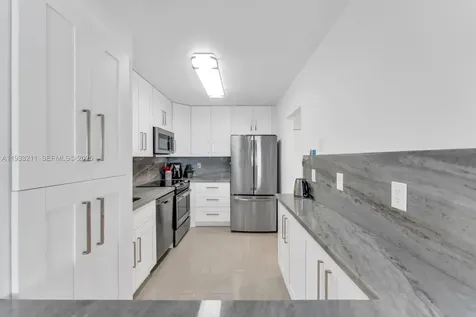3701 N Country Club Drive Aventura FL 33180