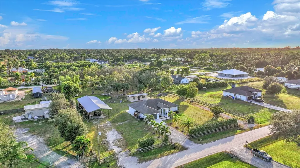 17844 N 38th Road N Loxahatchee FL 33470