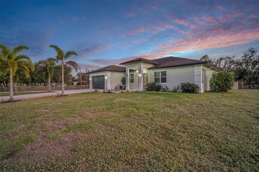 17844 N 38th Road N Loxahatchee FL 33470
