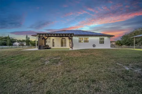 17844 N 38th Road N Loxahatchee FL 33470