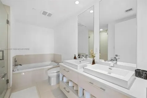 45 SW 9th Street Miami FL 33130