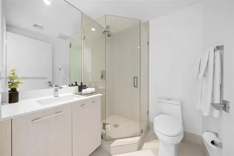 45 SW 9th Street Miami FL 33130