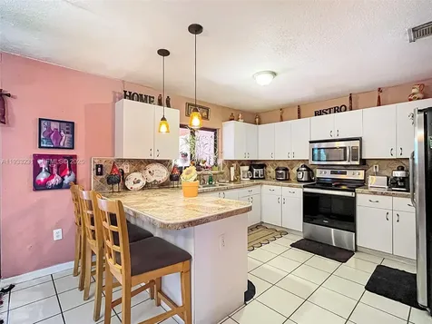 18003 SW 153rd Place Miami FL 33187