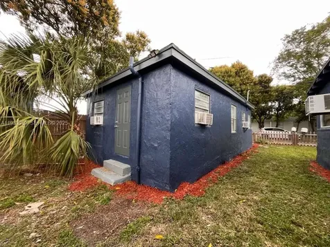 1927 Windsor Avenue West Palm Beach FL 33407