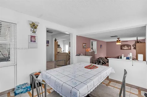 5931 SW 14th Street West Miami FL 33144