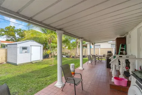 5931 SW 14th Street West Miami FL 33144