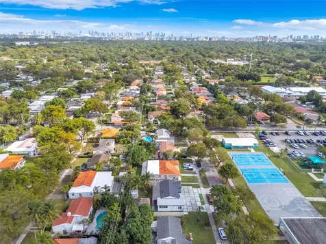 5931 SW 14th Street West Miami FL 33144