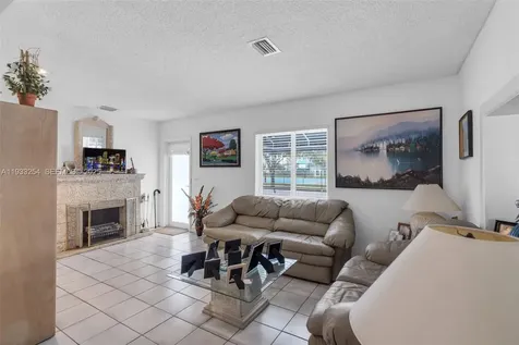5931 SW 14th Street West Miami FL 33144