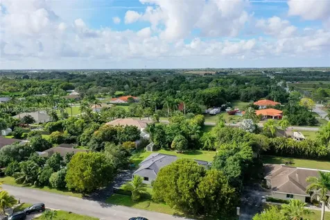 27260 SW 167th Court Homestead FL 33031