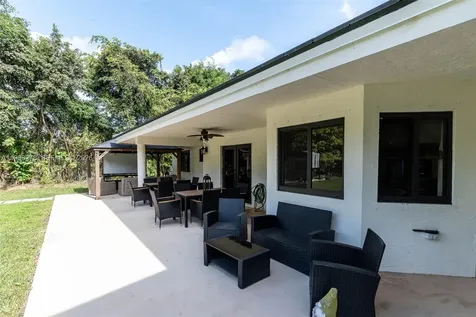 27260 SW 167th Court Homestead FL 33031
