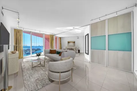 300 S Pointe Drive Miami Beach FL 33139