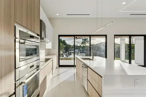 1304 SE 10th Terrace Deerfield Beach FL 33441