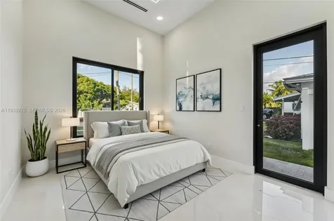 1304 SE 10th Terrace Deerfield Beach FL 33441