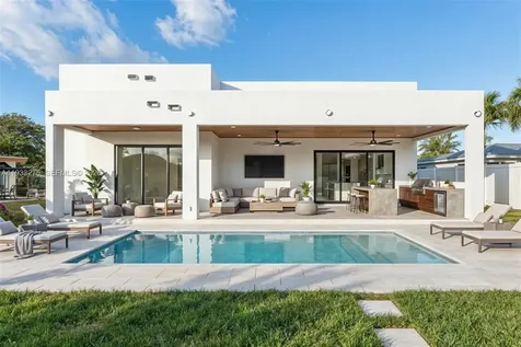 1304 SE 10th Terrace Deerfield Beach FL 33441