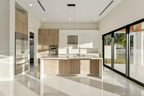1304 SE 10th Terrace Deerfield Beach FL 33441