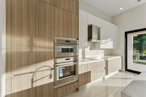 1304 SE 10th Terrace Deerfield Beach FL 33441