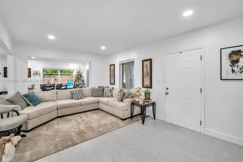 14140 NE 10th Avenue North Miami FL 33161