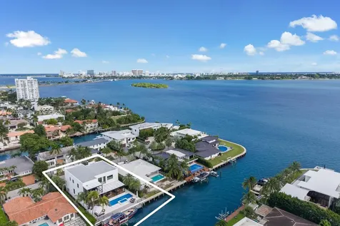 1970 NE 119th Road North Miami FL 33181