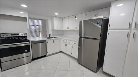 600 Parkview Drive Hallandale Beach FL 33009