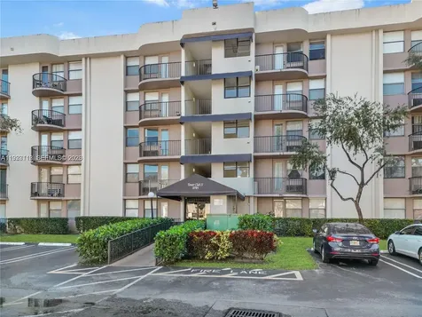 2701 Riverside Drive Coral Springs FL 33065