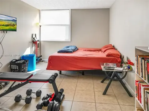 2701 Riverside Drive Coral Springs FL 33065