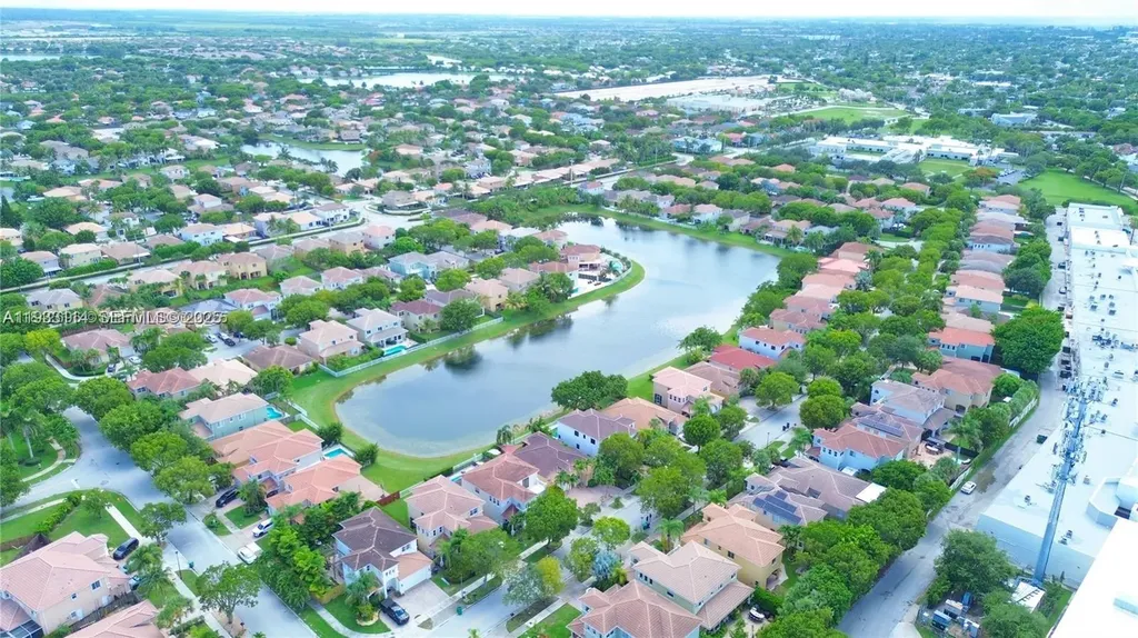 8934 SW 206th Street Cutler Bay FL 33189