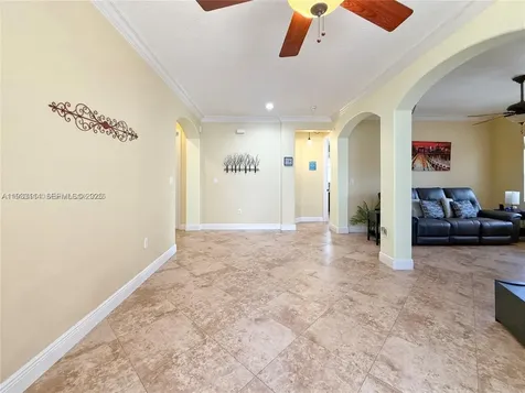 8934 SW 206th Street Cutler Bay FL 33189