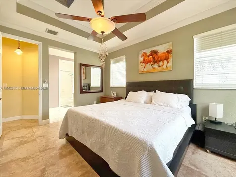 8934 SW 206th Street Cutler Bay FL 33189