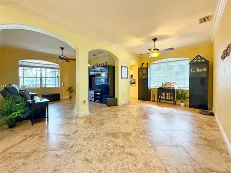 8934 SW 206th Street Cutler Bay FL 33189