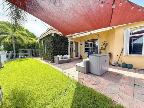 8934 SW 206th Street Cutler Bay FL 33189