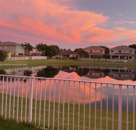 8934 SW 206th Street Cutler Bay FL 33189