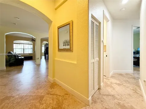 8934 SW 206th Street Cutler Bay FL 33189