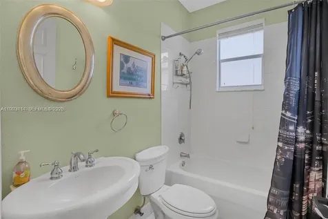 8934 SW 206th Street Cutler Bay FL 33189