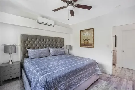 859 NE 90th Street Miami FL 33138