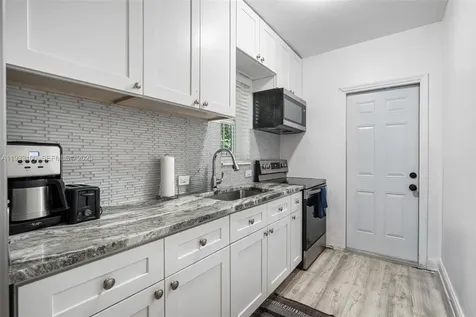 859 NE 90th Street Miami FL 33138