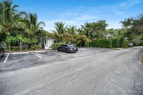 859 NE 90th Street Miami FL 33138