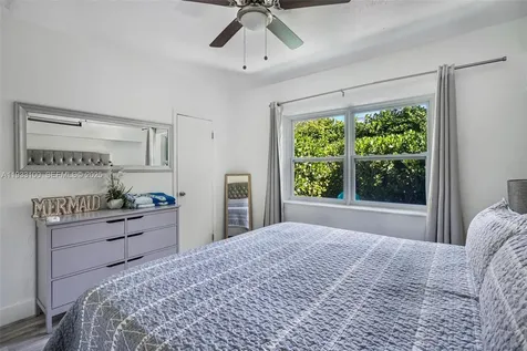 859 NE 90th Street Miami FL 33138